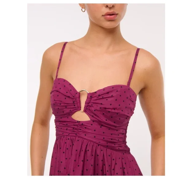 NWT Abercrombie & Fitch Strapless Cutout Maxi Dress in Plum Dot, Size MP - Picture 4 of 13